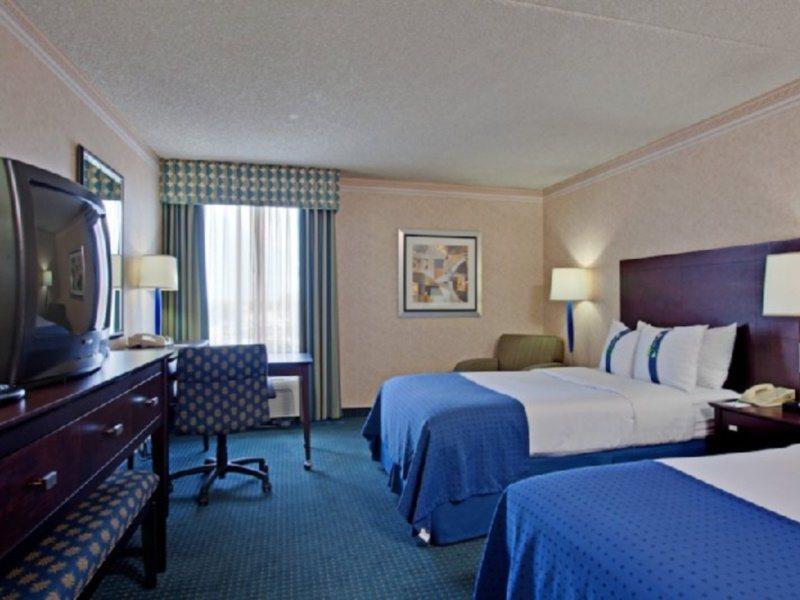 Holiday Inn La Mirada Buena Park By Ihg Экстерьер фото